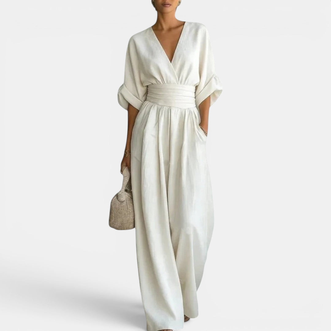 Women's elegant wide-leg jumpsuit. Chic and comfortable, perfect for a sophisticated event or spring wear.
