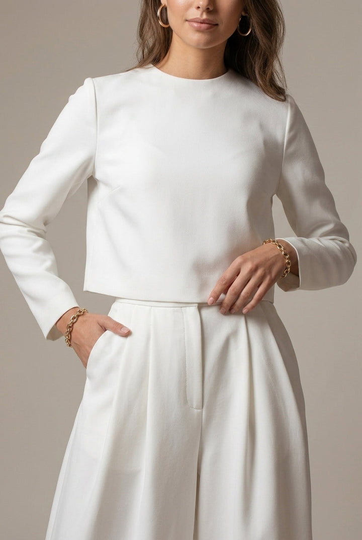 Coordinated women's palazzo two-piece outfit set with comfortable wide legs & long sleeves for versatility.