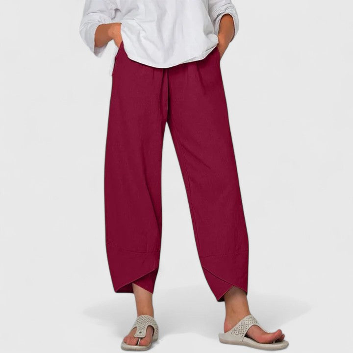 Versatile women's elegant wide-leg pants, ideal for fashion-forward comfort.