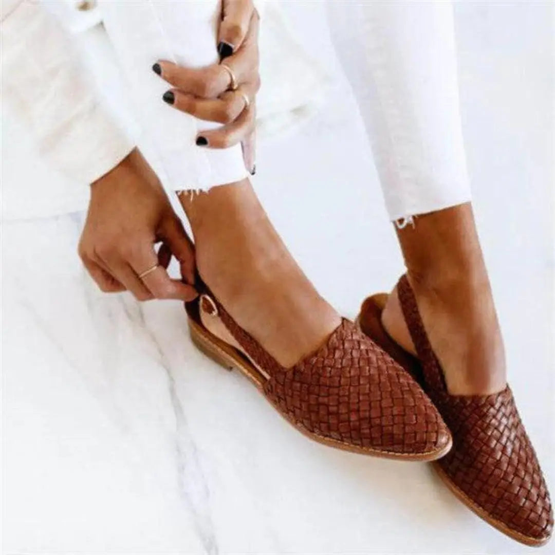 Elegant women's woven ballet flats. Comfortable slip-on design, perfect for everyday casual wear & summer.