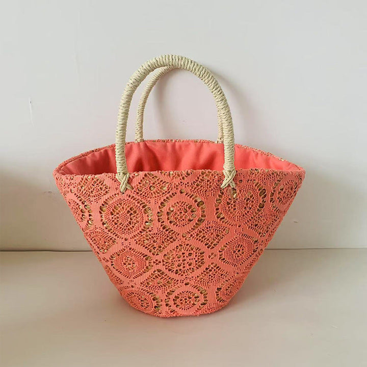 Stylish women's summer basket bag, a woven handbag for elegant and chic looks.