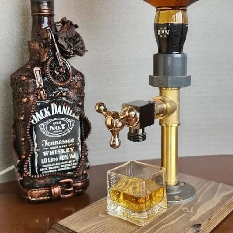 Versatile wooden party dispenser, great for juice, water, or alcoholic drinks.