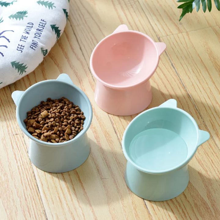 Ergonomic pet bowl designed to reduce neck strain for cats and dogs.