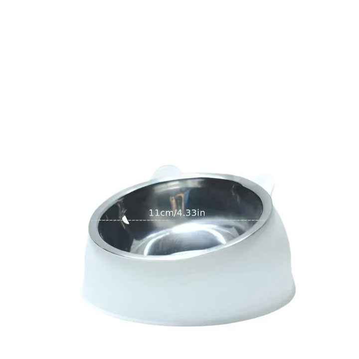 Green pet supplies: an ergonomic feeder to prevent neck strain in cats.