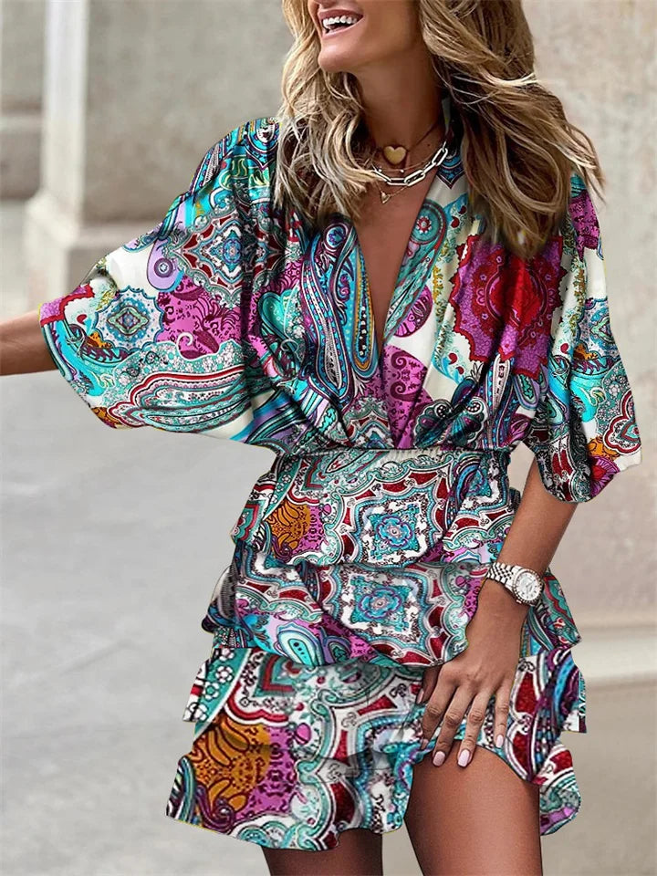 Chic floral print mini dress, perfect for summer and spring fashion