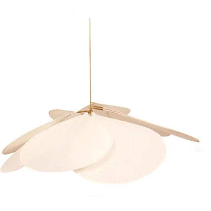 Flower-shaped pendant light with natural design, perfect for ambient home lighting.