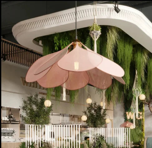Elegant flower pendant light, ideal for dining rooms or living spaces, adding natural charm.