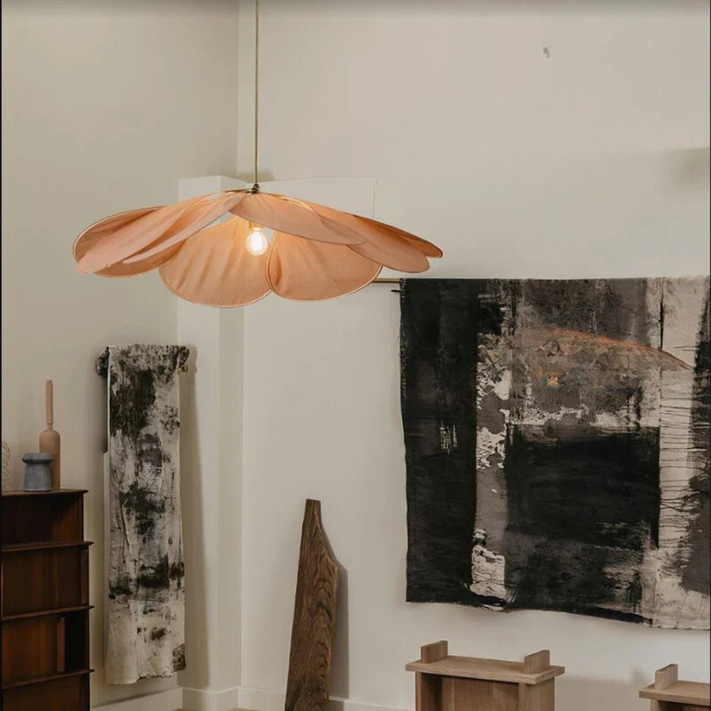 Modern flower pendant light for bedrooms, living rooms; unique natural design & soft atmospheric lighting.
