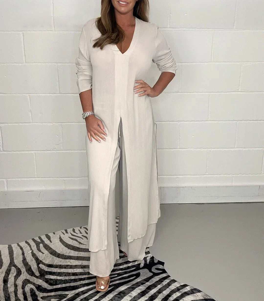 Stylish women's V-neck long sleeve two-piece set, offering ultimate comfort and relaxed fit.