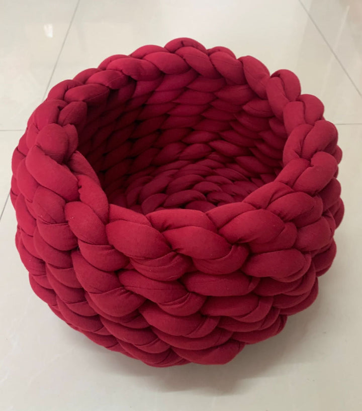Elegant grey cat basket, a chic and functional piece of pet furniture.