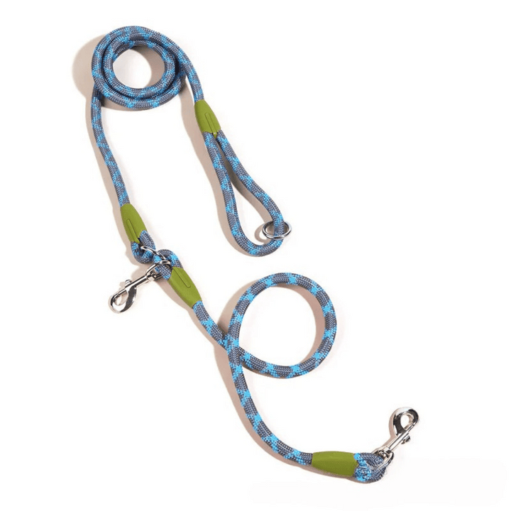 Outdoor dog gear: Reflective hands-free leash for running, walking, and active large dogs.