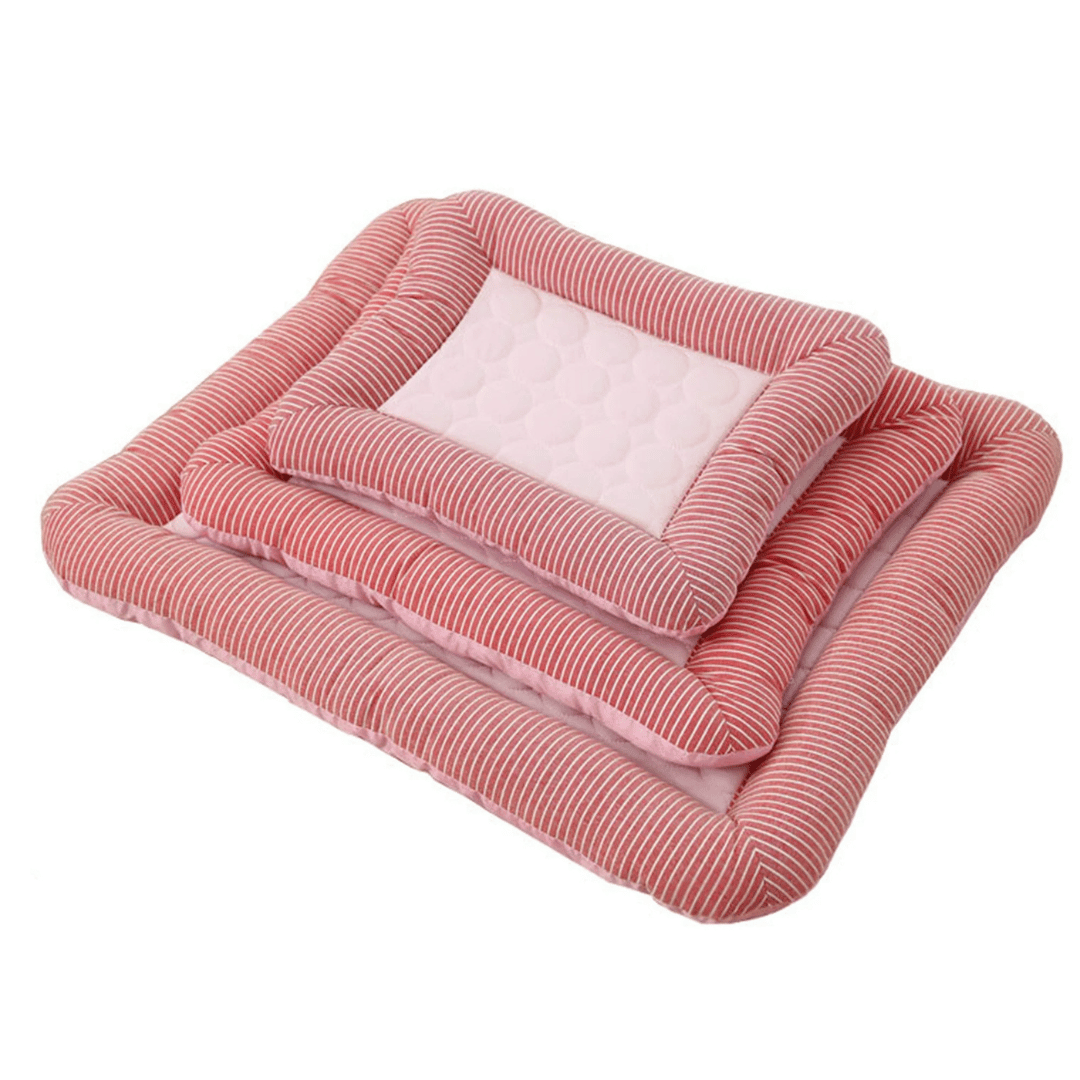 Essential pet accessory: Ice silk cooling dog bed cushion for ultimate summer comfort. Keep your furry friend cool.