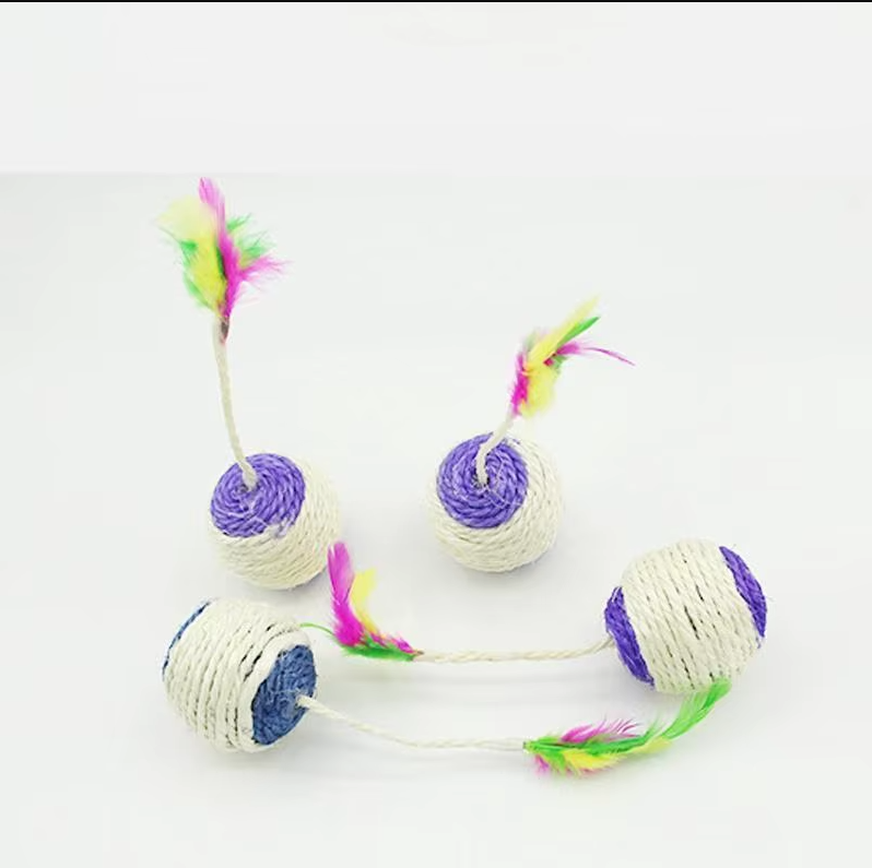 Fun interactive cat ball with real feathers & sisal, providing endless playtime & enrichment for playful felines.