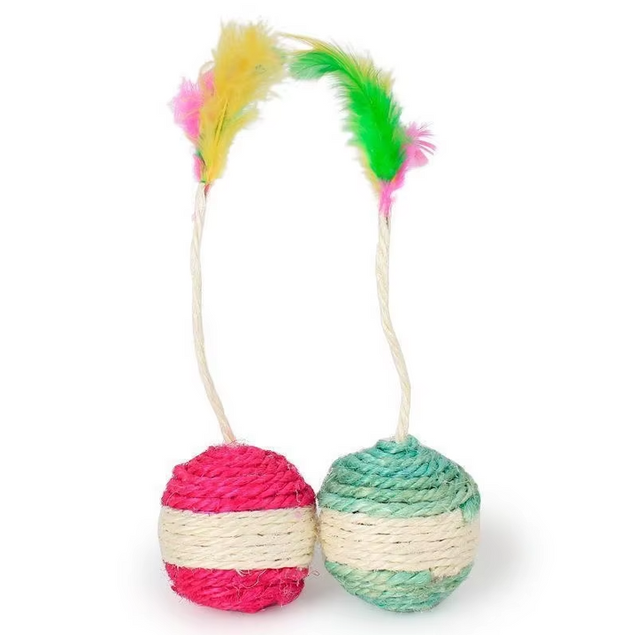Stimulating feather & sisal cat toy ball for interactive play, encouraging natural hunting instincts & exercise.