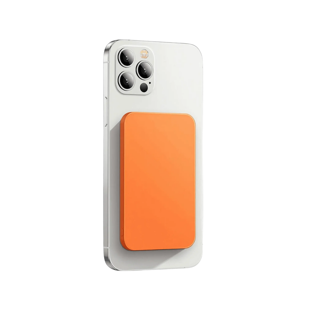 Wireless power bank with strong magnetic hold, perfect for iPhone Magsafe series.