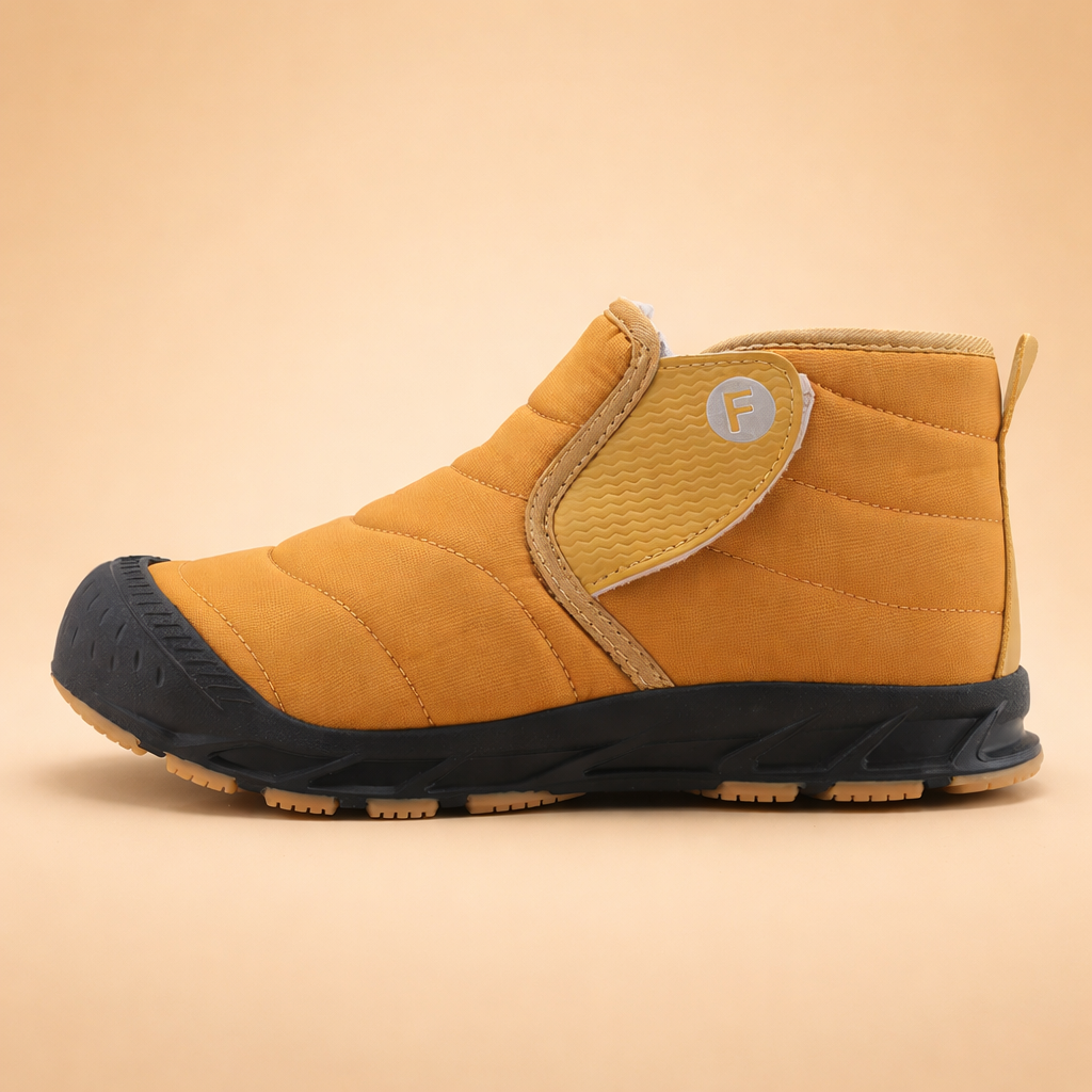 Lightweight women's slip-on winter boots, perfect for everyday comfort and easy wear in cold weather.