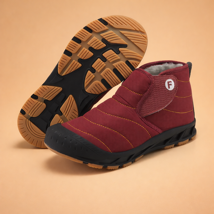 Everyday women's lightweight slip-on winter boots for ultimate comfort and quick, easy wear in cold conditions.