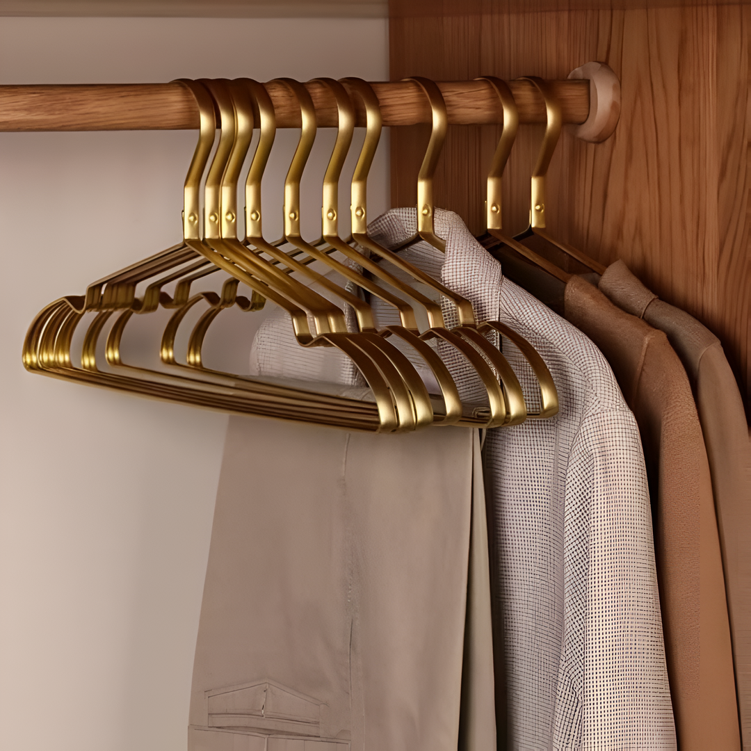 Close-up of a sturdy black velvet anti-slip hanger, ideal for keeping delicate clothes wrinkle-free and organized.