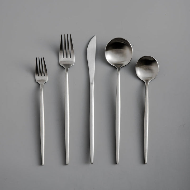 High-quality stainless steel minimalist cutlery with a chic matte finish for daily use or special occasions.