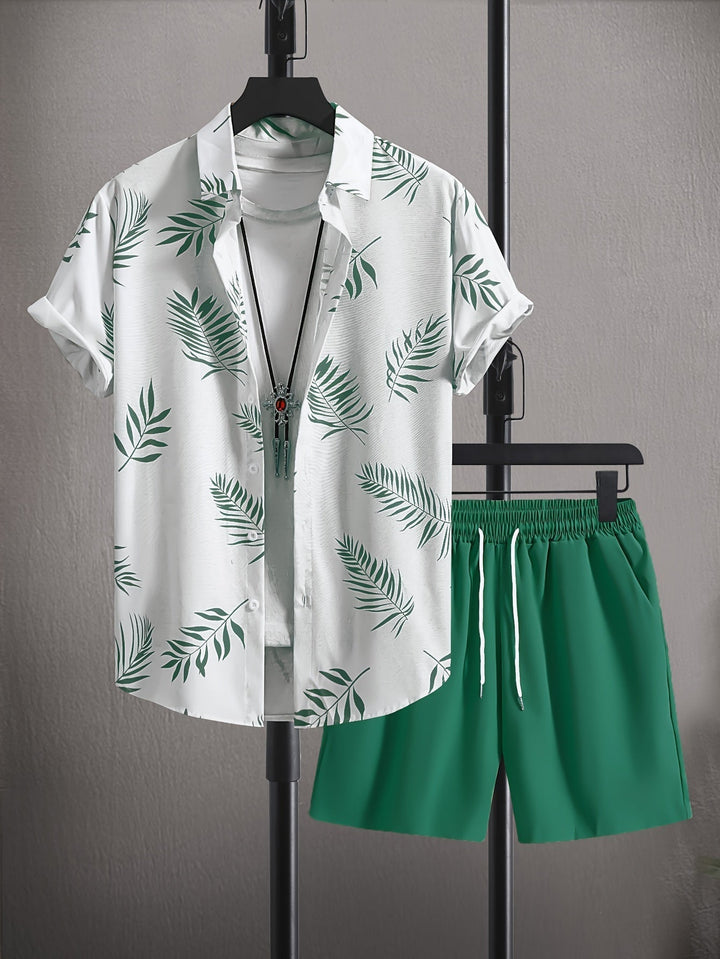 Fashionable men's abstract graphic short-sleeve two-piece set, a trendy casual summer comfort outfit.