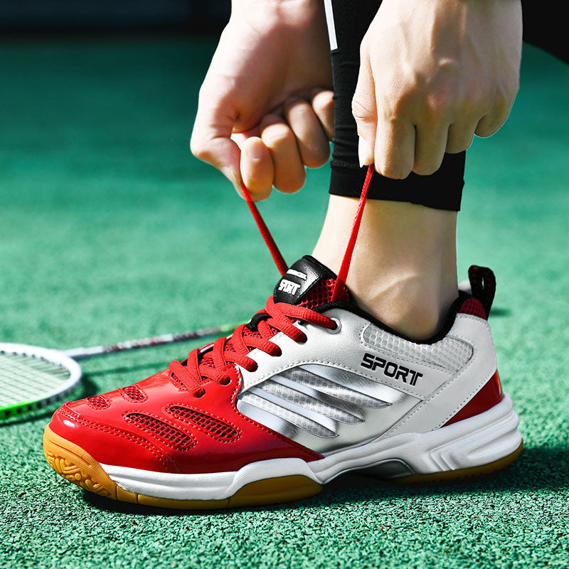 Men's athletic footwear: comfortable lace-up design, cushioned for active training.