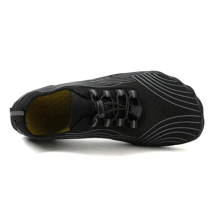 Flexible sole of unisex casual lace-up footwear
