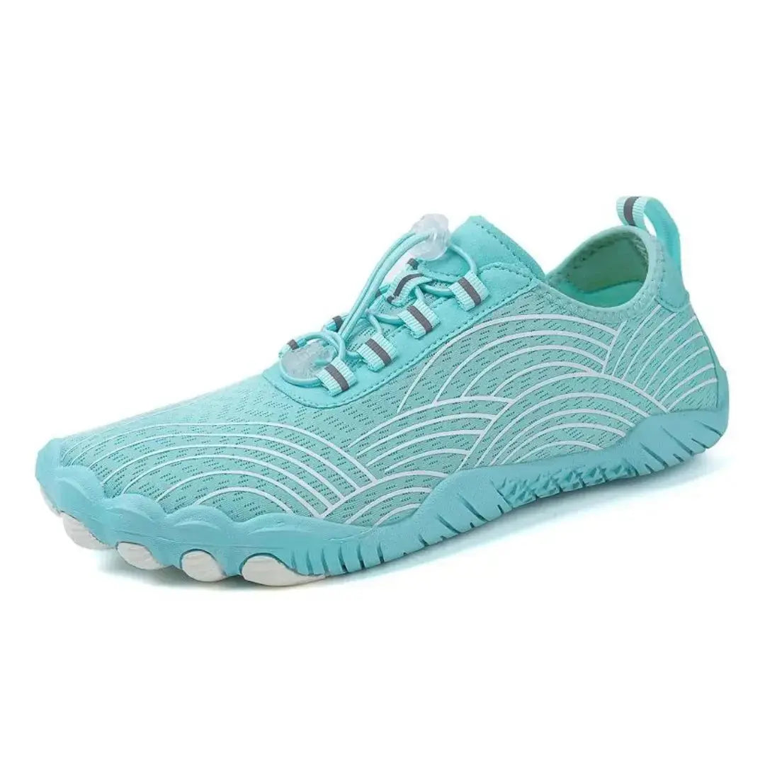 Lace-up closure and heel tab on minimalist sneakers