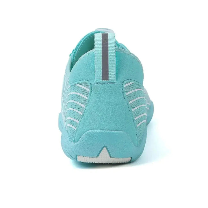 Close-up of the wide toe box in men's barefoot shoes