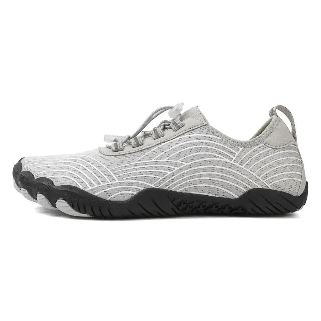 Minimalist design of men's and women's barefoot shoes