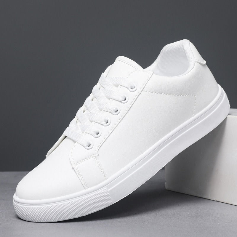 Men's anti-slip casual shoes with durable rubber sole for all-day comfort and stability.