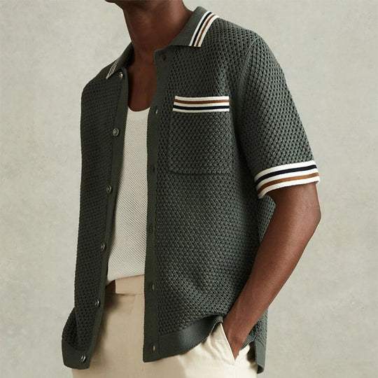 Classic men's short sleeve army green polo with diamond texture. Comfortable and versatile, perfect for smart casual fashion.