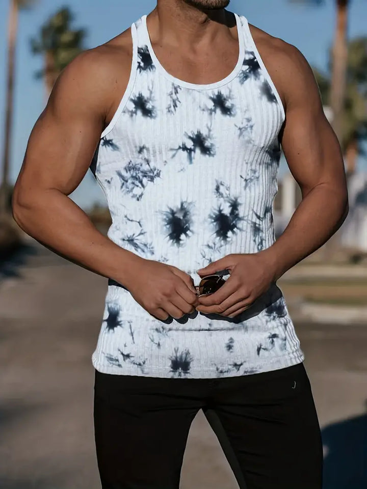Comfortable men's body fit tank top, muscle fit. Ideal sleeveless activewear for training and summer.