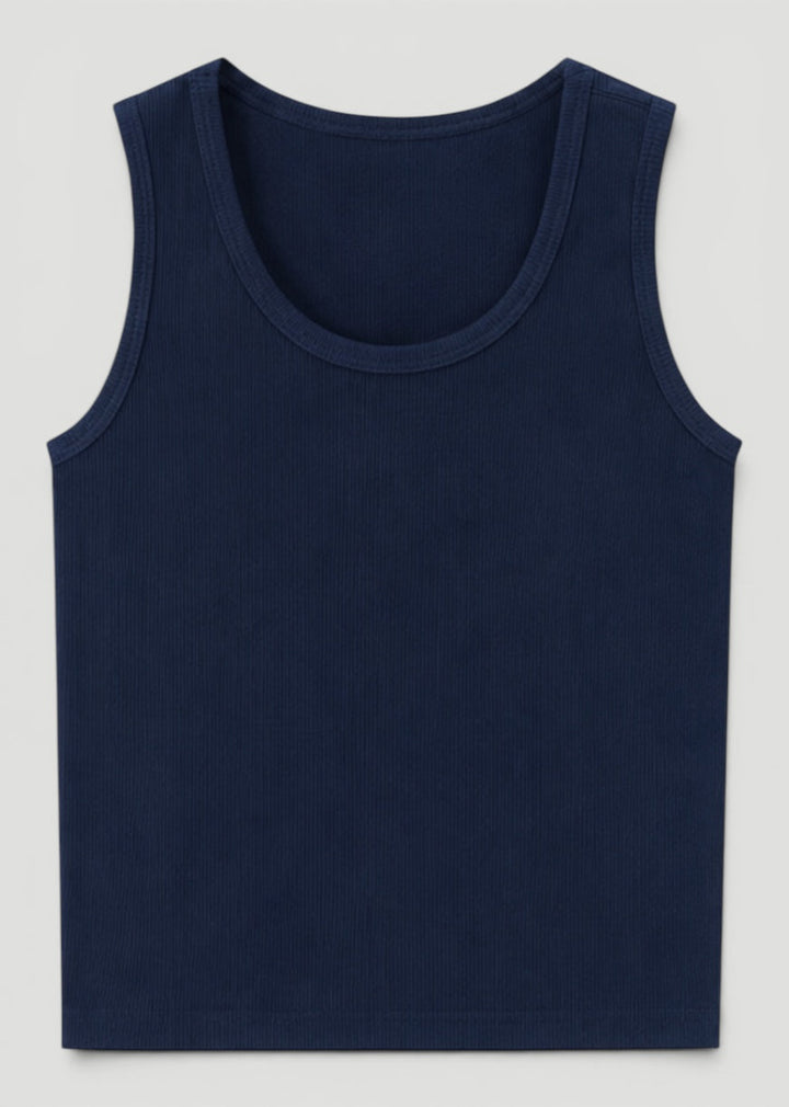 Fitness men's tank top, athletic design, perfect for gym, sportswear & summer.