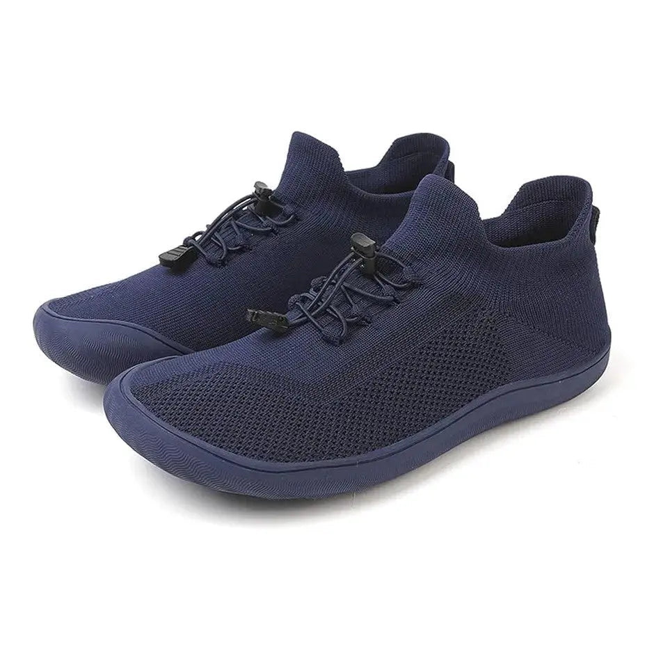 Fashionable women's barefoot shoes with toggle detail