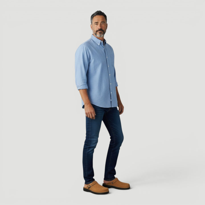 Black men's comfort clogs with orthopedic foot support. Adjustable casual slip-on shoes for daily activities.