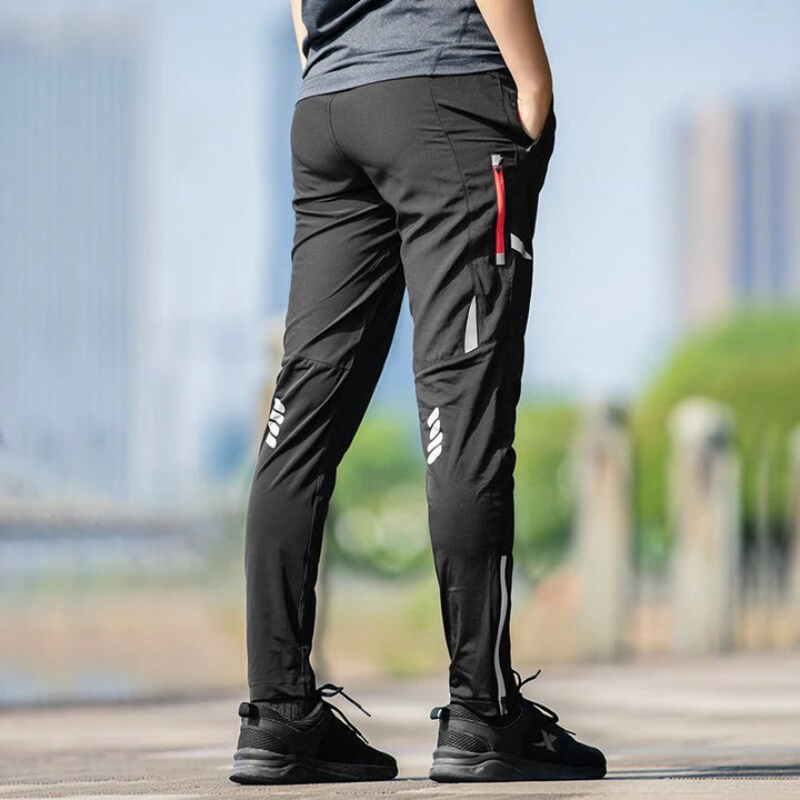 Durable and breathable cycling trousers for men, ideal for commuting and athletic performance.
