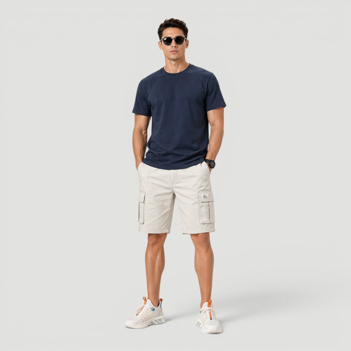 Comfortable men's casual cargo shorts in a breathable fabric, relaxed fit, drawstring closure for summer and daily wear.