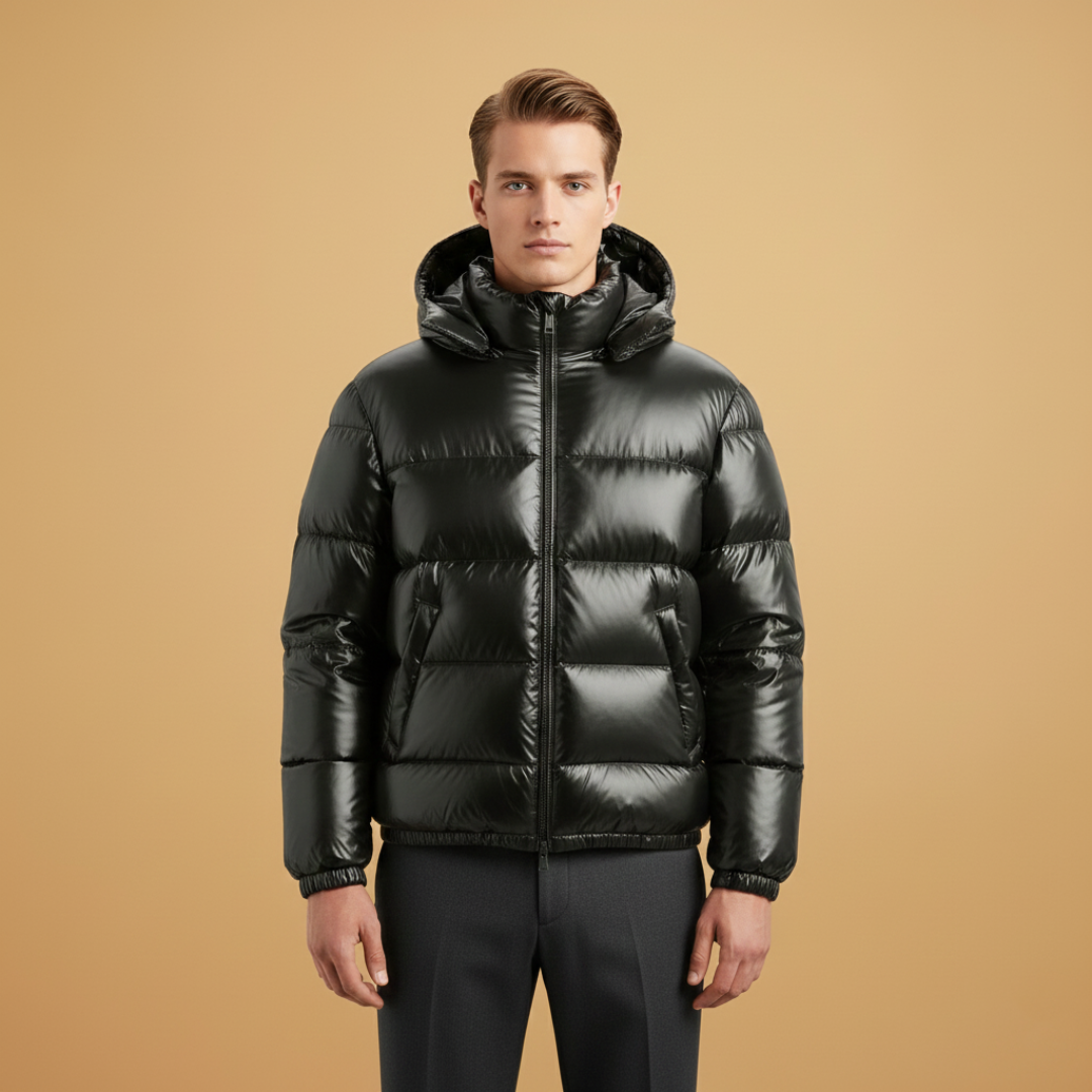 Warm winter coat for men, featuring a hood and quilted padding.