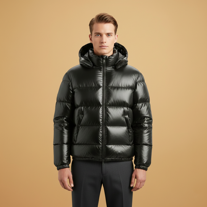 Warm winter coat for men, featuring a hood and quilted padding.