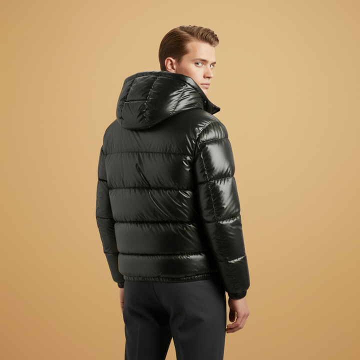 Comfortable and practical hooded quilted jacket for men's casual style.
