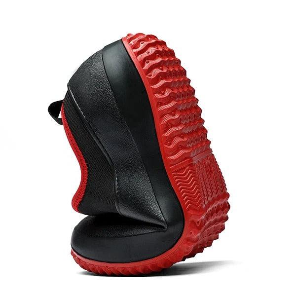 Waterproof men's safety shoes, slip-on style with a secure non-slip sole