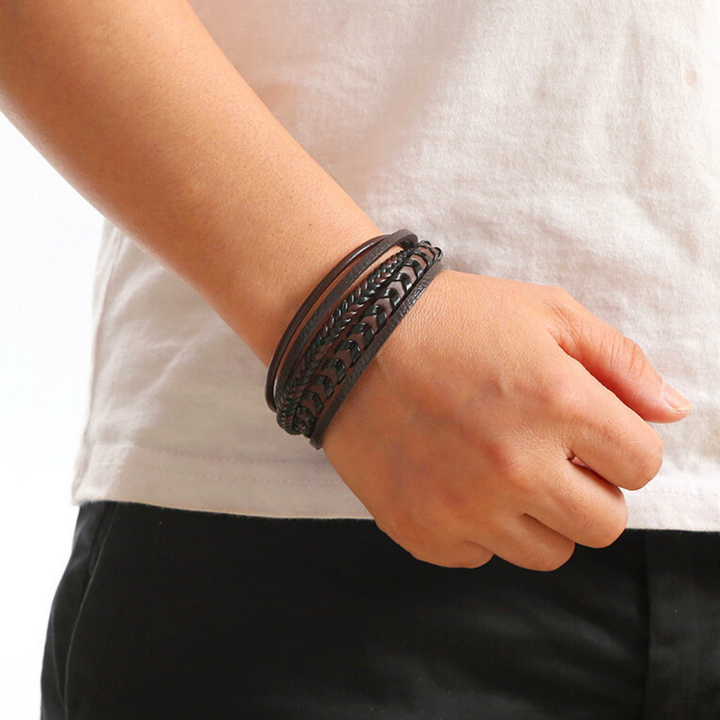 Brown braided leather men's bracelet, timeless Viking style. Rugged jewelry accessory perfect for daily wear.