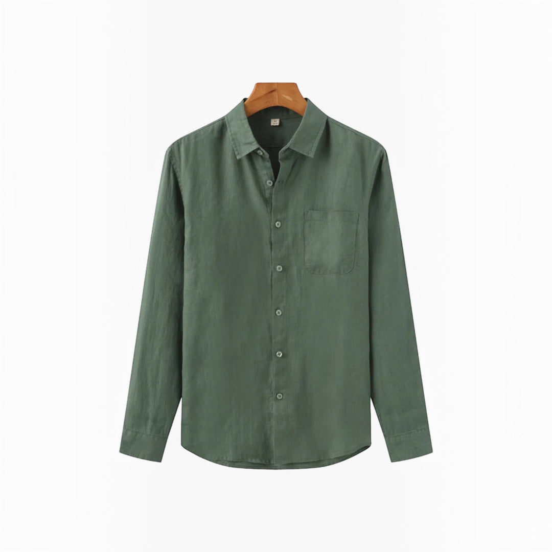Relaxed fit men's breathable button-down shirt, ultimate everyday comfort & lightweight summer fashion.