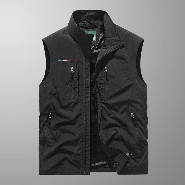 Durable men's cargo vest with multiple pockets, perfect for outdoor adventures and activewear.