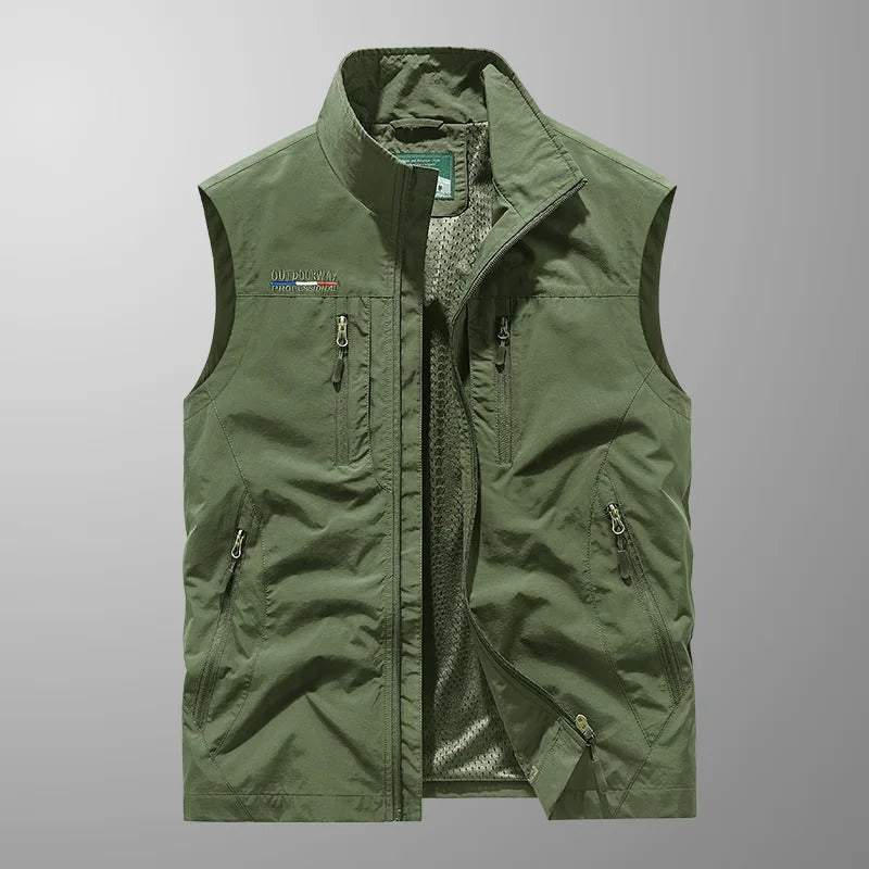 Stay cool and organized with this men's outdoor cargo vest, great for hiking enthusiasts.