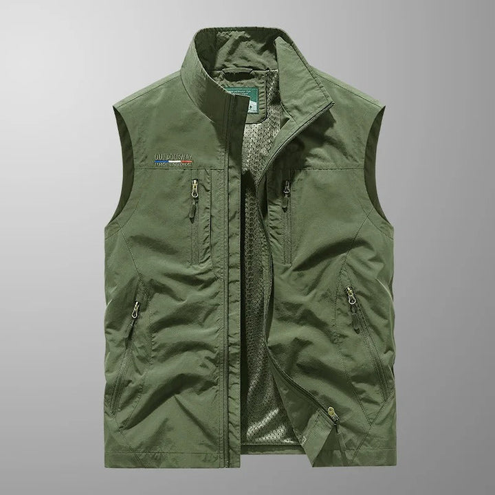 Stay cool and organized with this men's outdoor cargo vest, great for hiking enthusiasts.