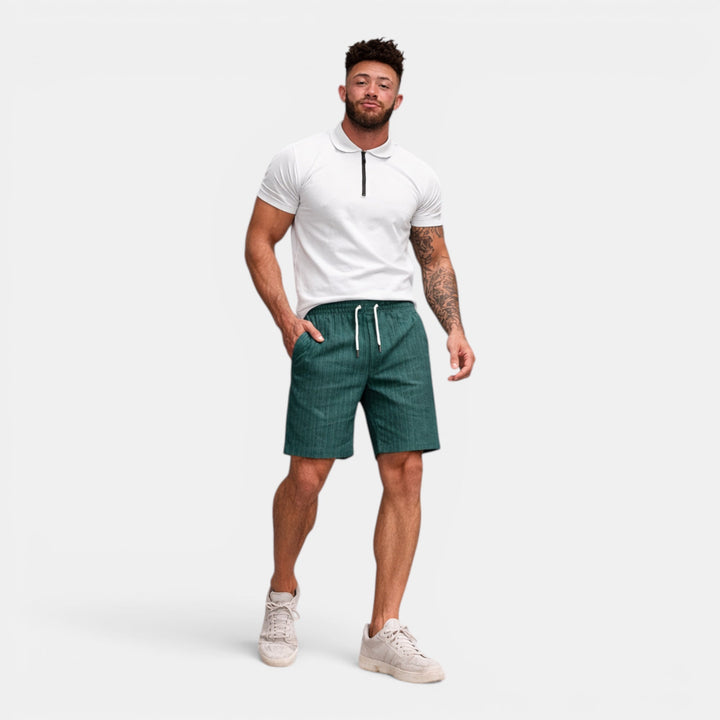 Performance men's breathable casual shorts, regular fit, designed for summer comfort.