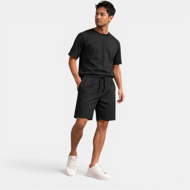 Effortless style men's summer shorts, regular fit, breathable, perfect for casual ease.