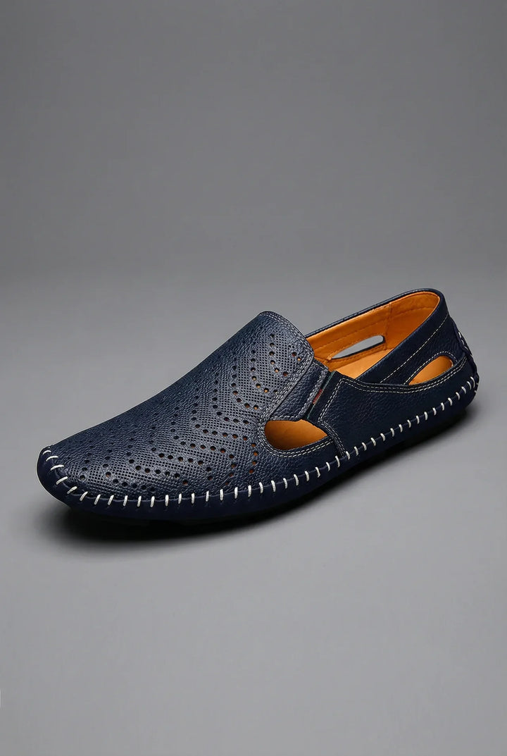 Men's breathable slip-on casual loafers in brown, perfect for summer.