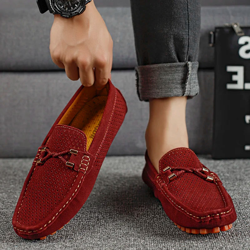 Breathable men's loafers with easy slip-on design, ideal for casual everyday comfort.